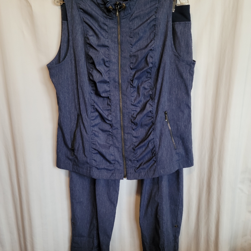 Zenergy By Chicos Vest & Pants